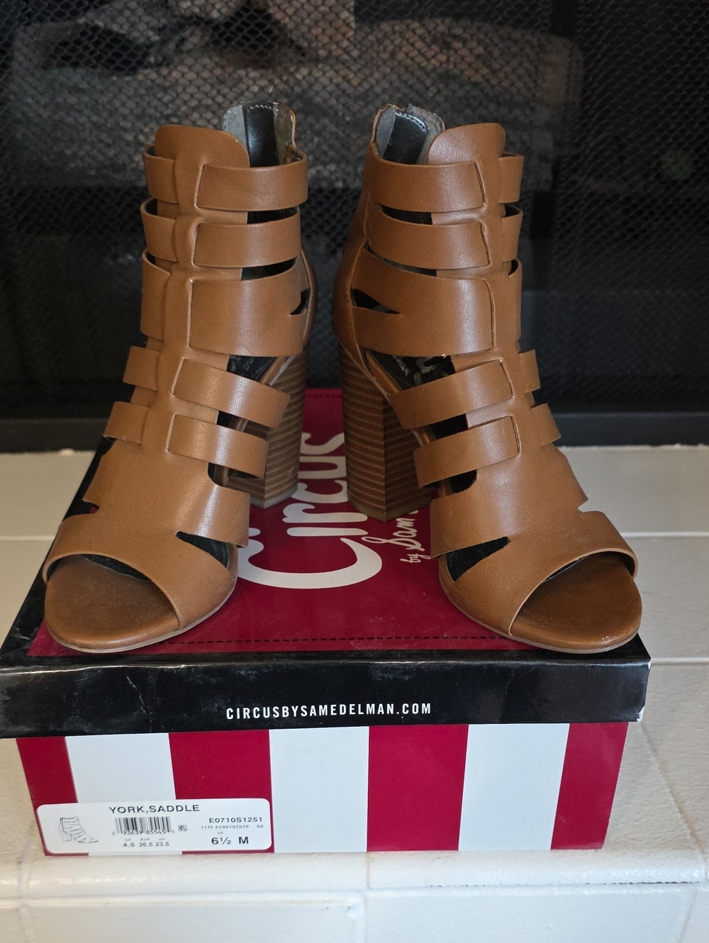 Circus by Sam Edelman Saddle Brown Strappy Block Heel Sandals